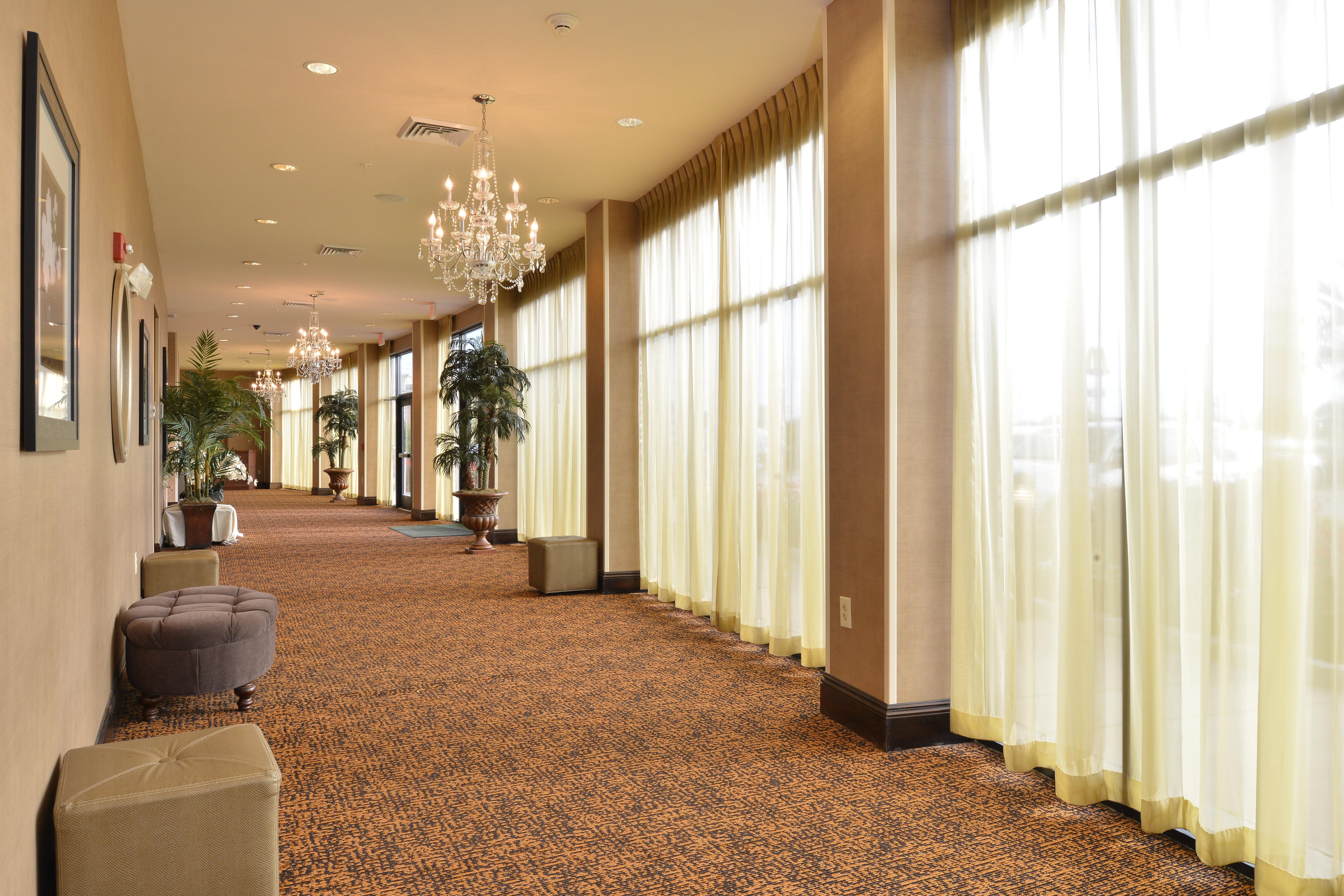 Holiday Inn Montgomery South Airport By Ihg Hope Hull Eksteriør billede